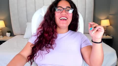 Snapshot of melissakarterrs chatting on 12-17-24, 06:31 M E L I S S A online show from 12-17-24, 06:31