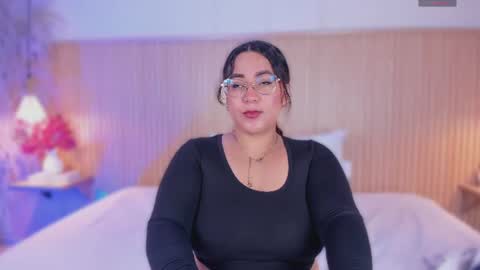 M E L I S S A  online show from 06-24-26, 11:53