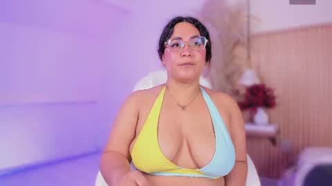 M E L I S S A  online show from 06-25-26, 11:59