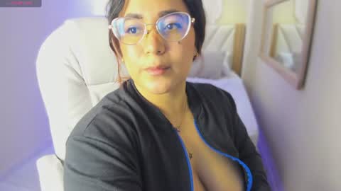 M E L I S S A  online show from 06-28-26, 12:00