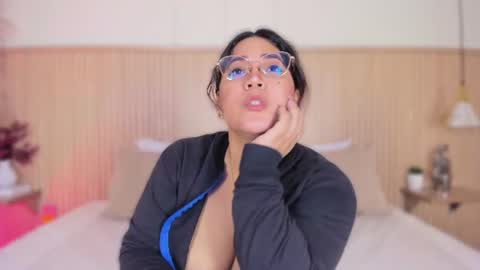 M E L I S S A  online show from 07-23-26, 12:14