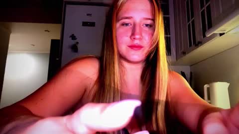 Snapshot of melissalii chatting on 11-25-25, 11:27 melissalii online show from 11-25-25, 11:27
