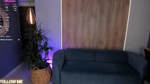 Call me Meli online show from 03-25-26, 03:23