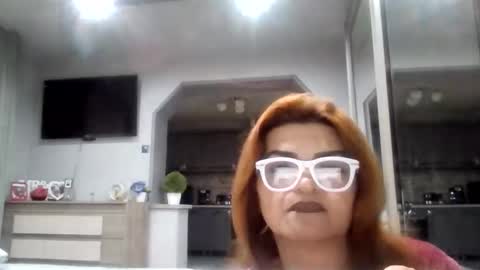 Mellisa online show from 11-16-25, 01:06