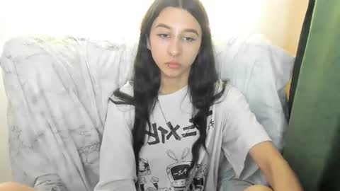 Snapshot of melissasparrow chatting on 06-28-26, 01:11 Mellisa online show from 06-28-26, 01:11