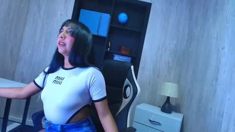 meliz_queen online show from 04-21-26, 12:33