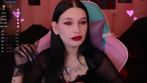 Snapshot of mella_freya chatting on 02-18-25, 10:25 Freya  IM NONUDE online show from 02-18-25, 10:25