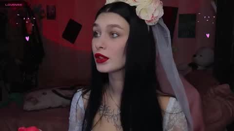 Snapshot of mella_freya chatting on 10-28-25, 12:03 Freya  IM NONUDE online show from 10-28-25, 12:03