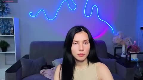 mellhyees online show from 12-03-25, 06:17