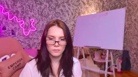 mellhyees online show from 03-22-26, 04:21