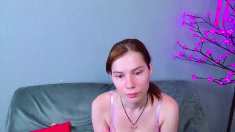 mellhyees online show from 07-06-26, 03:03