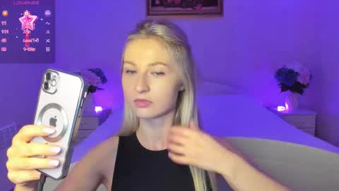 Mellina online show from 11-19-25, 06:30