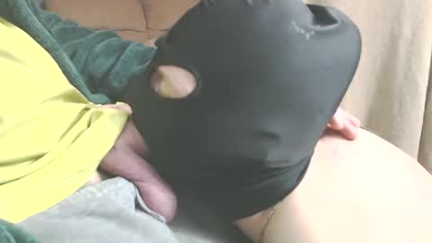 Snapshot of mellisaaustin chatting on 04-26-26, 04:10 I want his cum online show from 04-26-26, 04:10