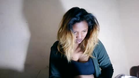 mellissa online show from 07-18-26, 03:33
