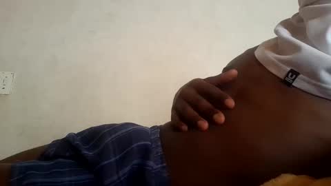 Snapshot of mello_sins chatting on 11-12-25, 12:05 mello_sins online show from 11-12-25, 12:05