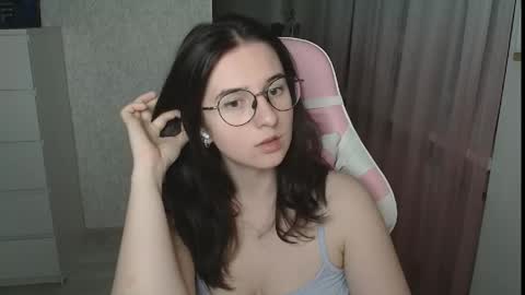 Snapshot of mellonmayre chatting on 05-23-26, 08:24 mellonmayre online show from 05-23-26, 08:24