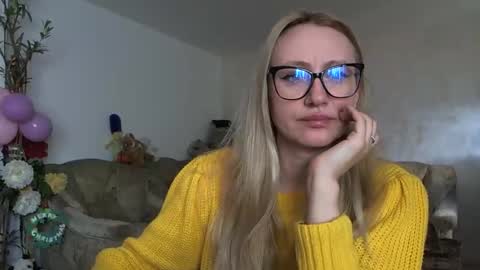 Melly online show from 03-15-26, 07:36