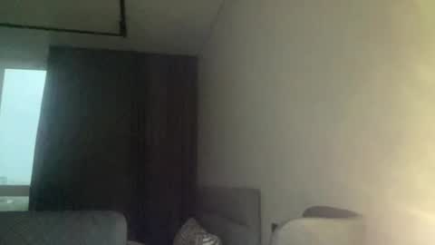 Melodie online show from 10-17-25, 03:14