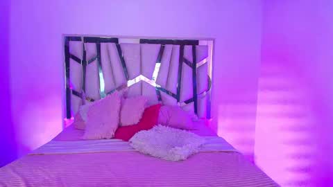    online show from 11-24-25, 07:24