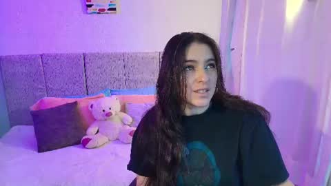 Snapshot of melody_bluee_ chatting on 07-31-26, 12:04 Melody Bluee online show from 07-31-26, 12:04