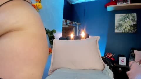 Snapshot of melody_bonnie22 chatting on 12-05-24, 11:16 Leslie online show from 12-05-24, 11:16