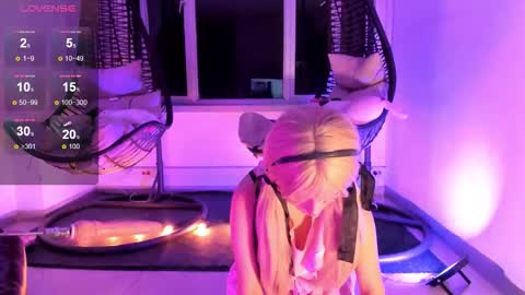 melody_chers online show from 10-16-25, 04:13