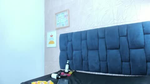 Snapshot of melody_megann chatting on 01-16-25, 02:51 Melody online show from 01-16-25, 02:51
