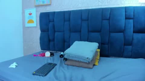 Snapshot of melody_megann chatting on 02-13-25, 08:34 Melody online show from 02-13-25, 08:34