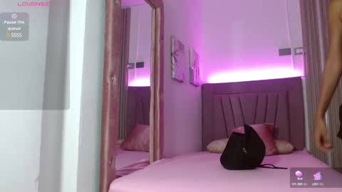 melody_mercy online show from 02-07-25, 12:06