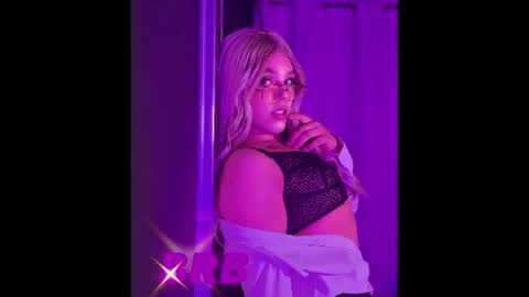 melody_p online show from 07-25-26, 06:11