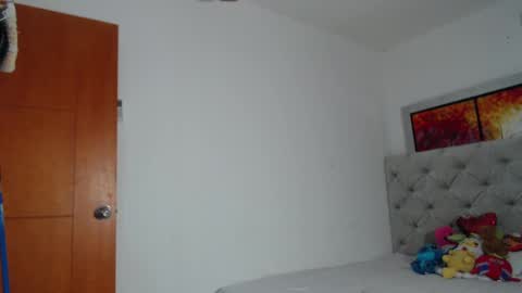 Snapshot of melody_phillips2 chatting on 01-11-25, 02:25 melody phillips online show from 01-11-25, 02:25