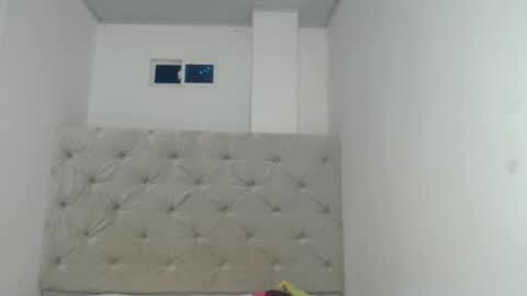 Snapshot of melody_phillips2 chatting on 10-06-25, 10:45 melody phillips online show from 10-06-25, 10:45