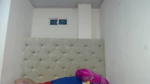 Snapshot of melody_phillips2 chatting on 10-09-25, 10:30 melody phillips online show from 10-09-25, 10:30