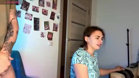 Snapshot of melody_song chatting on 10-24-25, 08:55 melody_song online show from 10-24-25, 08:55