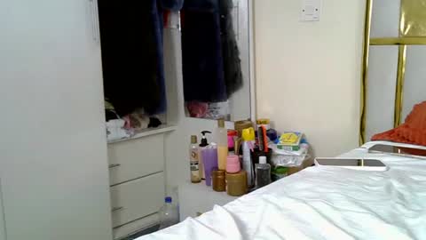 Snapshot of melodyassy chatting on 07-25-26, 10:07 melodyassy online show from 07-25-26, 10:07