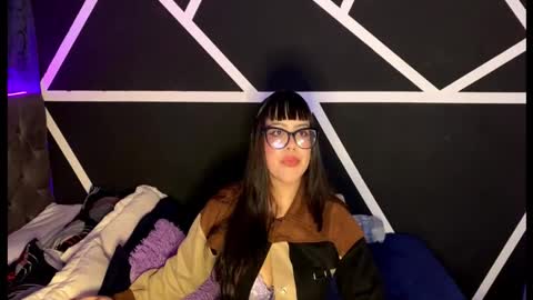 Snapshot of melodydreams1520 chatting on 10-02-25, 04:19 melodydreams1520 online show from 10-02-25, 04:19