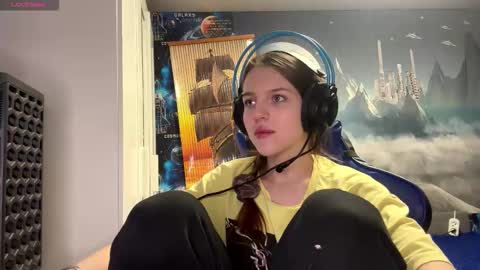 Hi Im Aria 18 years old online show from 03-13-26, 05:08