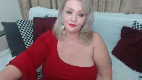 Snapshot of melyssamilfxxx chatting on 01-09-25, 06:15 melyssamilfxxx online show from 01-09-25, 06:15