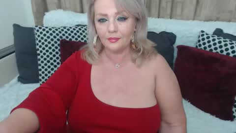 Snapshot of melyssamilfxxx chatting on 01-11-25, 04:57 melyssamilfxxx online show from 01-11-25, 04:57