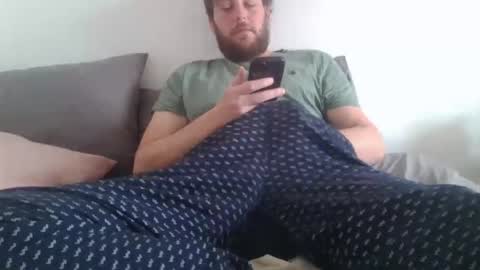 memo20cm online show from 03-12-25, 09:02