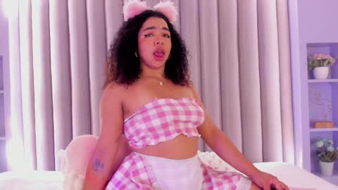  Memphis Williams  online show from 02-01-25, 02:37