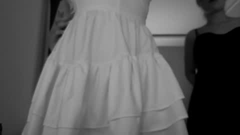 Snapshot of mencialo chatting on 05-15-26, 11:23 Mencialo online show from 05-15-26, 11:23