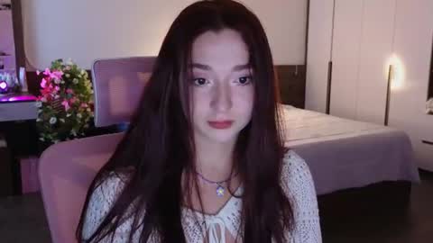 Snapshot of mencialo chatting on 06-18-26, 08:47 Mencialo online show from 06-18-26, 08:47