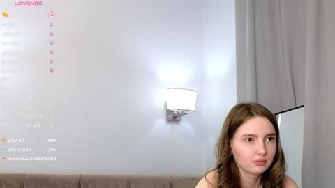 Snapshot of mendaciouss chatting on 03-03-25, 04:46 Hello My name is Lily online show from 03-03-25, 04:46