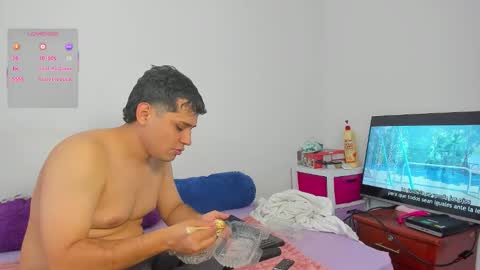 Snapshot of menesesyoryi1 chatting on 03-12-26, 08:59 Yuta fuck online show from 03-12-26, 08:59