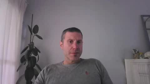 Snapshot of menotista chatting on 12-02-25, 06:03 menotista online show from 12-02-25, 06:03