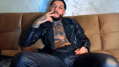 Snapshot of mentoxxl chatting on 10-11-25, 05:22 Fallow my ONLYFANS for xxx daily online show from 10-11-25, 05:22