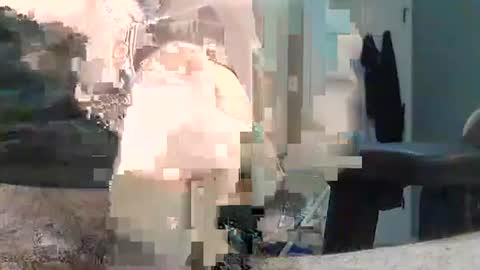 Snapshot of menuke chatting on 01-04-25, 05:16 Manuke online show from 01-04-25, 05:16