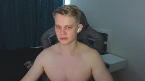 Mickey online show from 03-12-26, 06:19