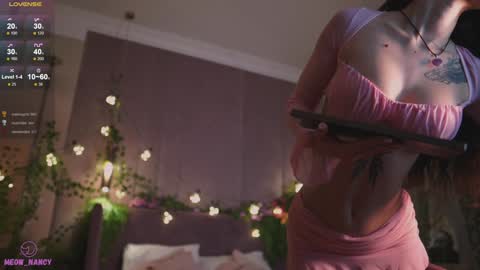 Snapshot of meow_nancy chatting on 12-12-24, 02:22 Heeyyooo Im Nans Subscribe to me I will be glad online show from 12-12-24, 02:22